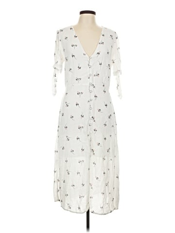 Urban Outfitters Casual Dress (view 1)