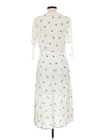 Urban Outfitters Casual Dress (view 2)