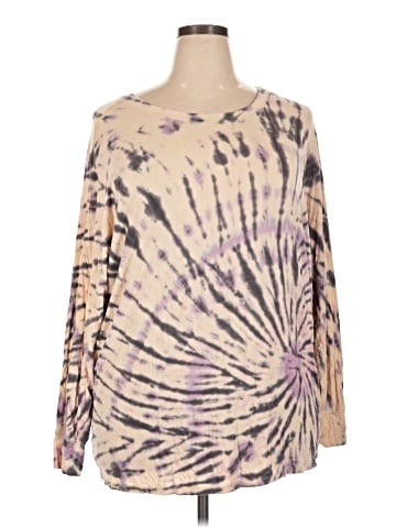 Torrid Long Sleeve T-Shirt (view 1)