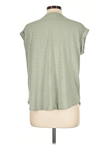 Jane and Delancey Short Sleeve Top (view 2)