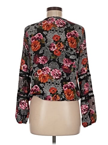 Romeo & Juliet Couture Long Sleeve Blouse (view 2)