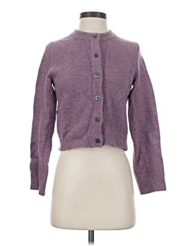 GU Cardigan (view 1)