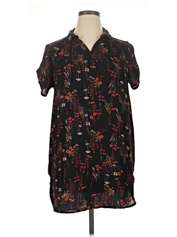 Lily White Short Sleeve Blouse (view 1)