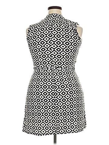 Volume One Casual Dress (view 2)