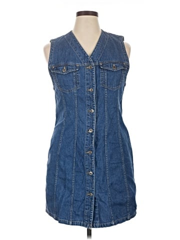 Liz Claiborne Casual Dress (view 1)