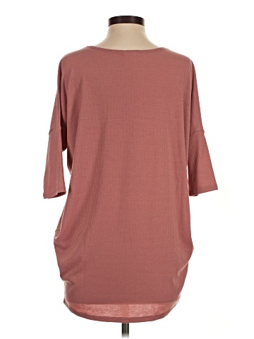 Agnes & Dora 3/4 Sleeve Top (view 2)