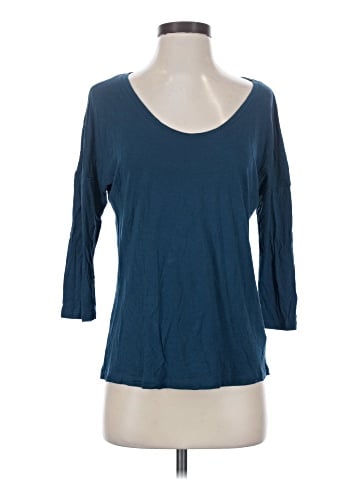 Gap 3/4 Sleeve T-Shirt (view 1)