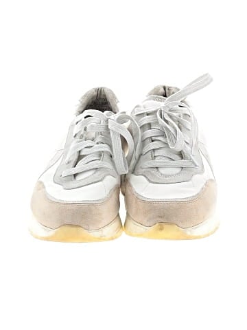 Munro American Sneakers (view 2)