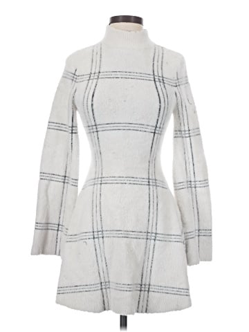 Chelsea & Violet Casual Dress (view 1)