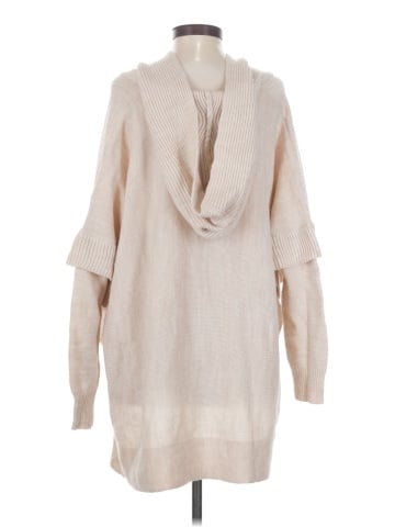 RD Style Poncho (view 2)