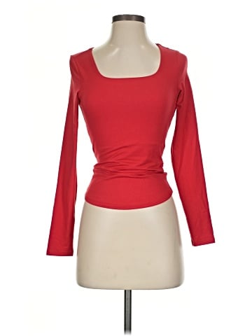 Trendy Queen 3/4 Sleeve T-Shirt (view 1)