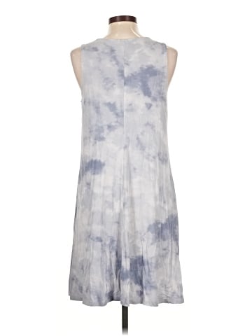 Old Navy Casual Dress (view 2)