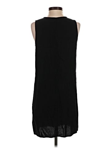 Old Navy Casual Dress (view 2)