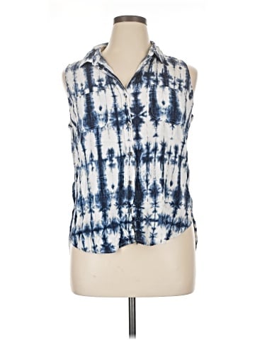 Rock & Republic Sleeveless Button-Down Shirt (view 1)
