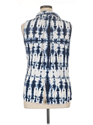 Rock & Republic Sleeveless Button-Down Shirt (view 2)