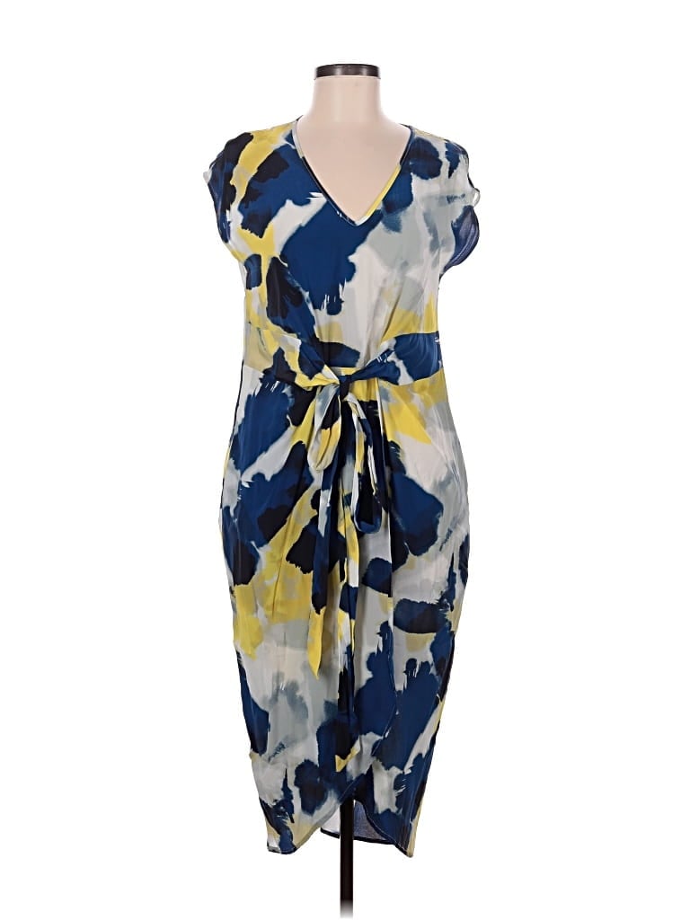 Pre-owned Amour Vert Casual Dress In Blue