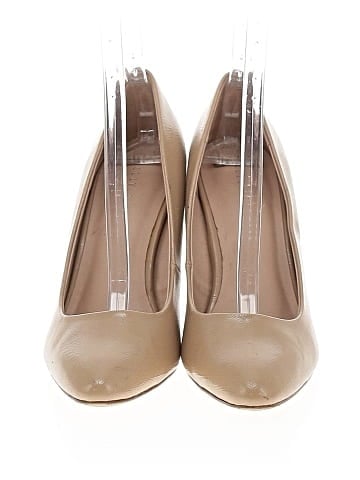 Kelly & Katie Heels (view 2)