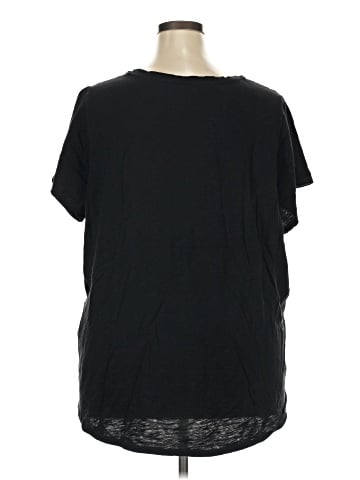 Torrid Short Sleeve T-Shirt (view 2)