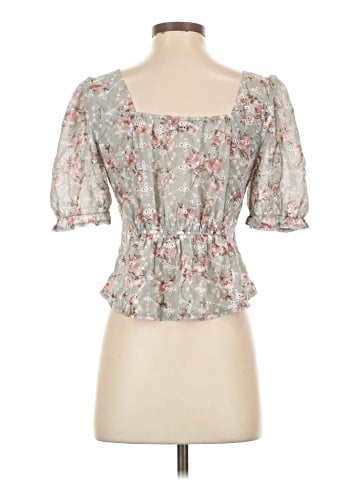 Lulumari 3/4 Sleeve Blouse (view 2)
