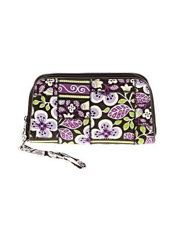 Vera Wristlet (view 1)