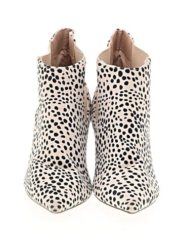 Journee Collection Ankle Boots (view 2)