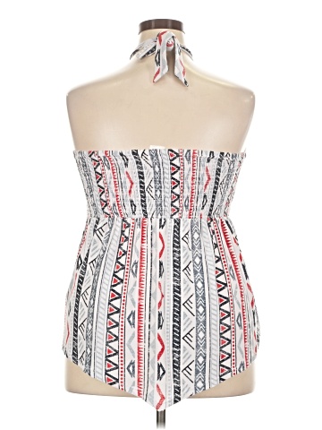No Boundaries Halter Top (view 2)