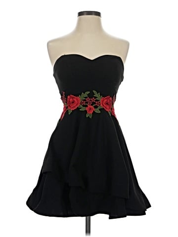 B. Smart Cocktail Dress (view 1)