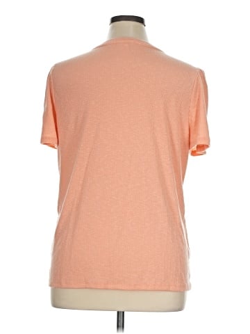 Maurices Short Sleeve T-Shirt (view 2)