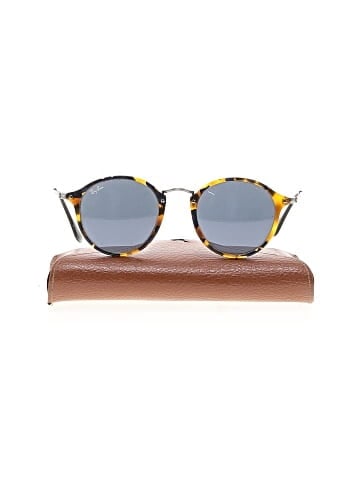 Ray-Ban Sunglasses (view 2)