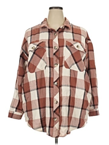 Maurices Long Sleeve Button-Down Shirt (view 1)