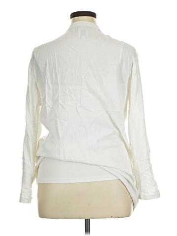 Gap - Maternity Long Sleeve Button-Down Shirt (view 2)
