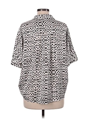 Nic + Zoe Short Sleeve Blouse (view 2)