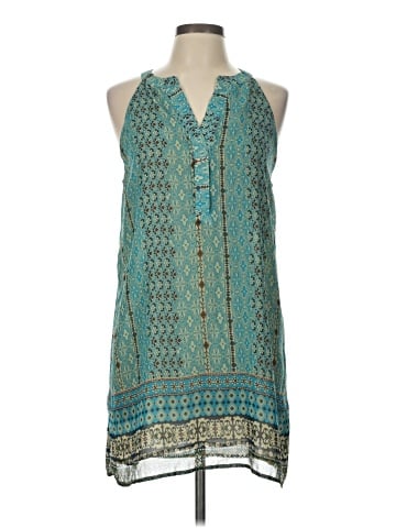 Lily White Casual Dress (view 1)