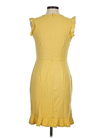 Old Navy Casual Dress (view 2)
