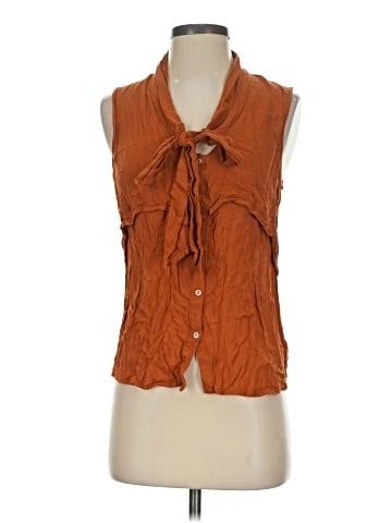 Love 21 Sleeveless Button-Down Shirt (view 1)