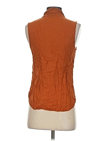 Love 21 Sleeveless Button-Down Shirt (view 2)