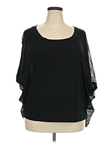 Torrid 3/4 Sleeve Top (view 1)