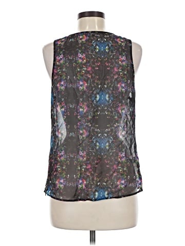 Hinge Sleeveless Blouse (view 2)