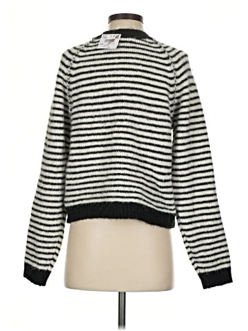 American Eagle Outfitters Pullover Sweater (view 2)