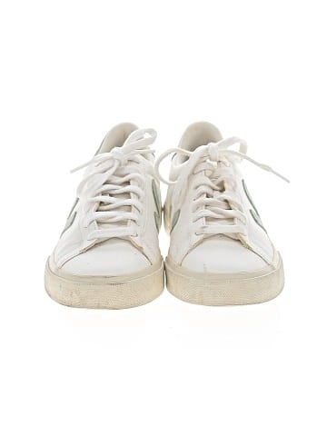 VEJA Sneakers (view 2)