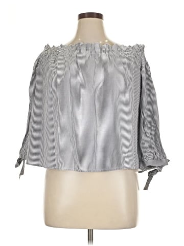 American Eagle Outfitters 3/4 Sleeve Blouse (view 1)
