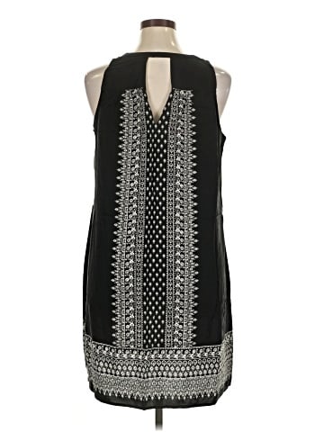 Old Navy Casual Dress (view 2)