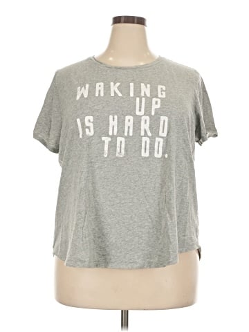 Old Navy Short Sleeve T-Shirt (view 1)