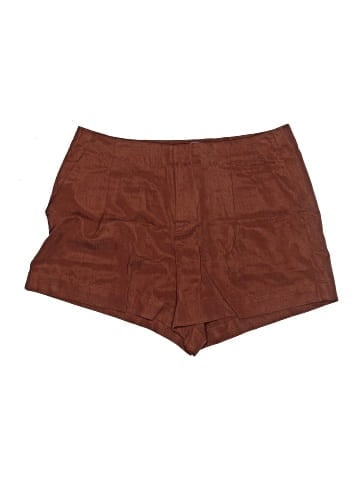 Gap Shorts (view 1)