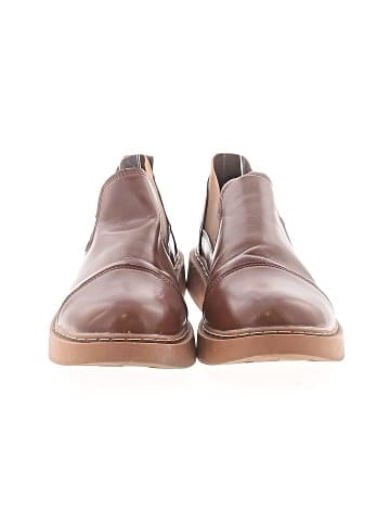 Unbranded Flats (view 2)