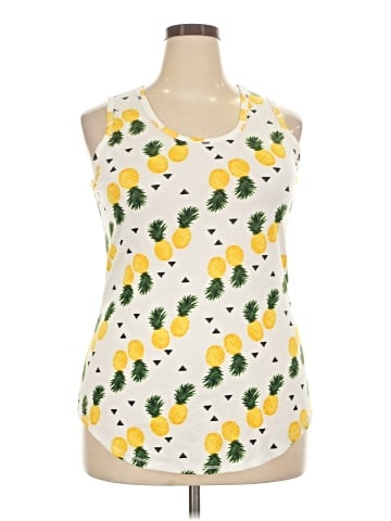 Lularoe Tank Top (view 1)