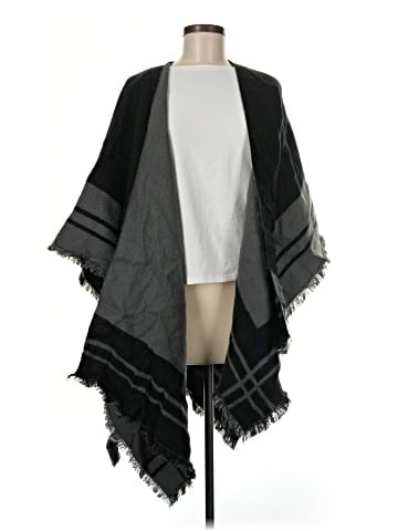 Woolrich Poncho (view 1)