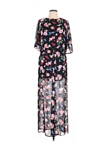 Romeo & Juliet Couture Casual Dress (view 1)