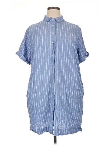 Old Navy Casual Dress (view 1)