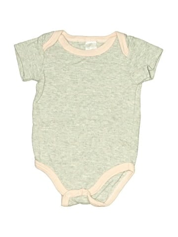 Baby Kiss Short Sleeve Onesie (view 1)